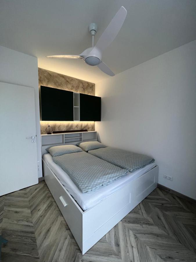 Beige Villa Balatonkenese Zewnętrze zdjęcie
